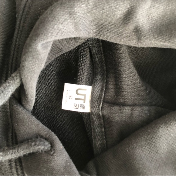 UNIQLO Tokyo Black Hoodie - Picture 8 of 8
